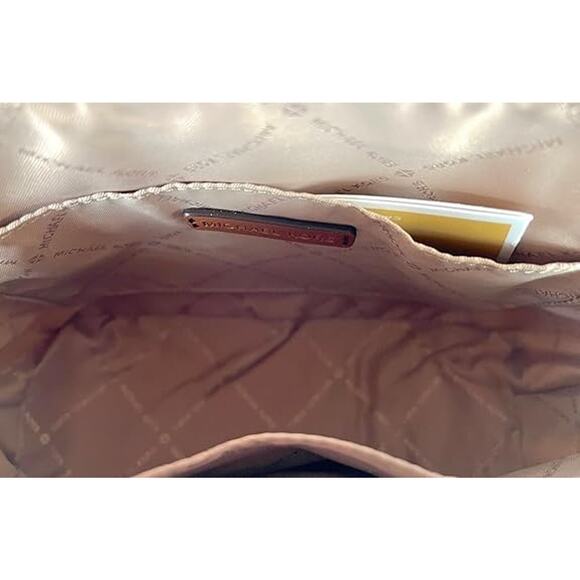 NWT Michael Kors Women Jet Set Crossbody Leather Handbag,VANILLA-OS - Picture 6 of 6